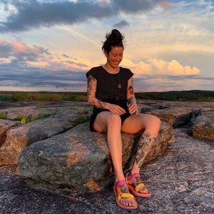 Meet your posher, Erin